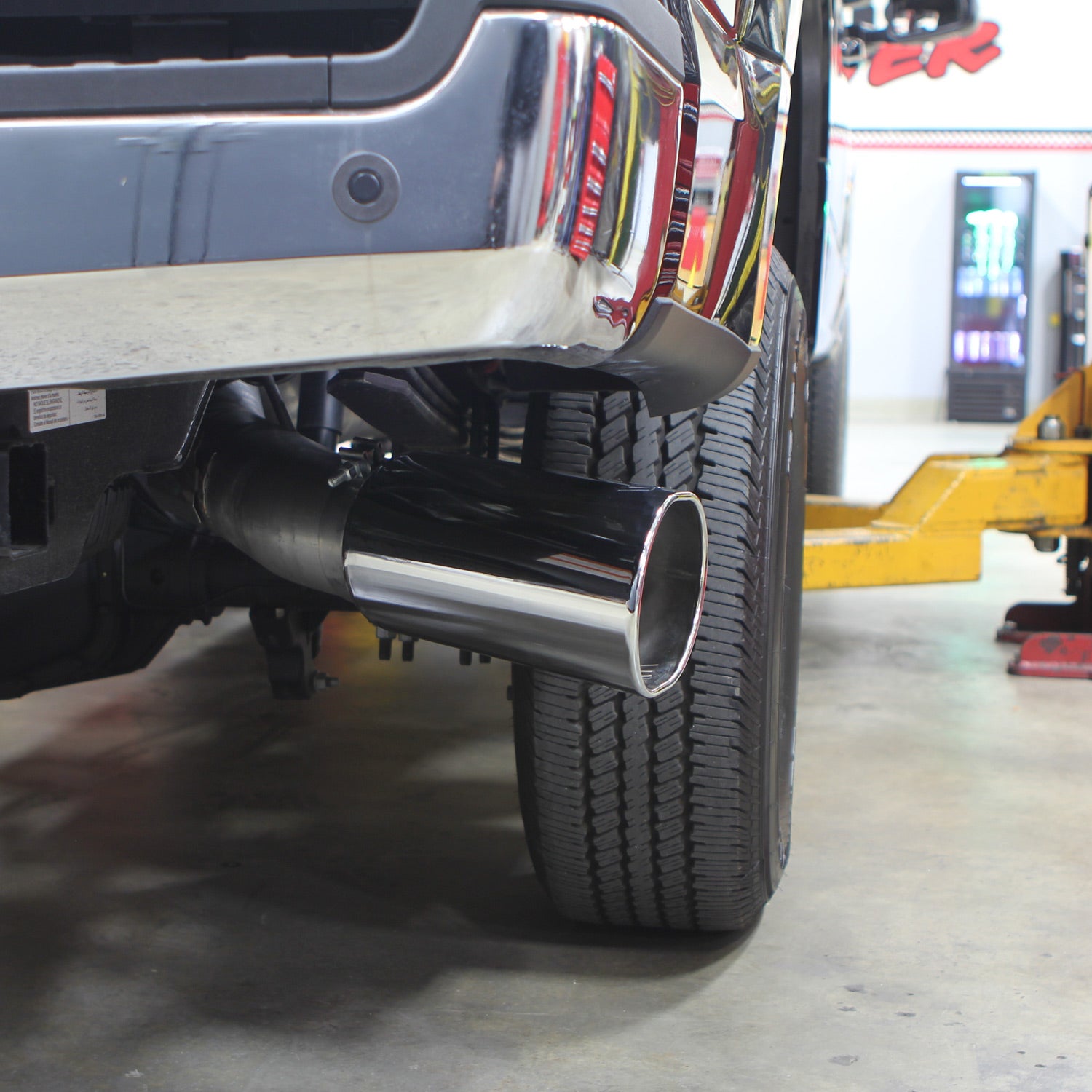 5 in Monster Exhaust for 2007-2022 Ford Super Duty 6.7L iinstalled